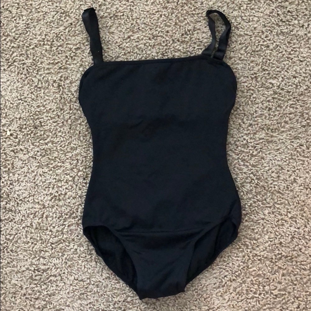 Mirella Black Leo